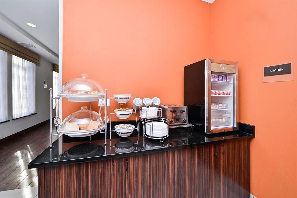 Sleep Inn & Suites Austin North - I-35 Екстер'єр фото